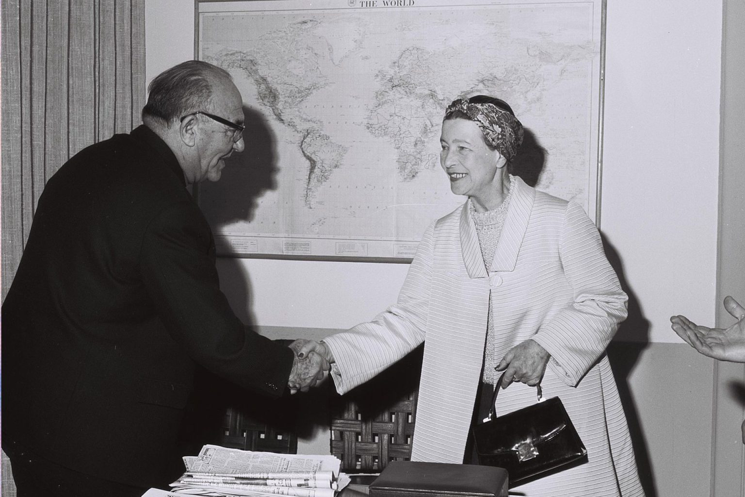 Симона де Бовуар философия, феминизм, свобода Горящая изба