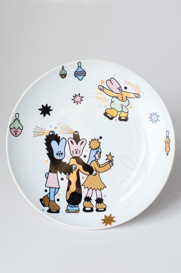 новогодние товары: Тарелка «Ребята-зайчата» Agami Ceramics