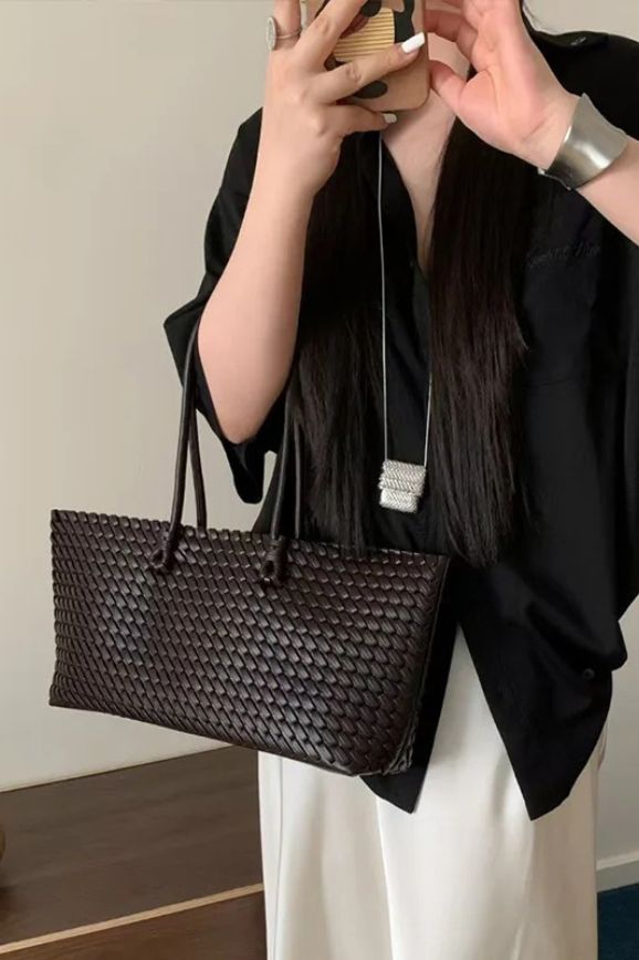 Плетёная прямоугольной формы