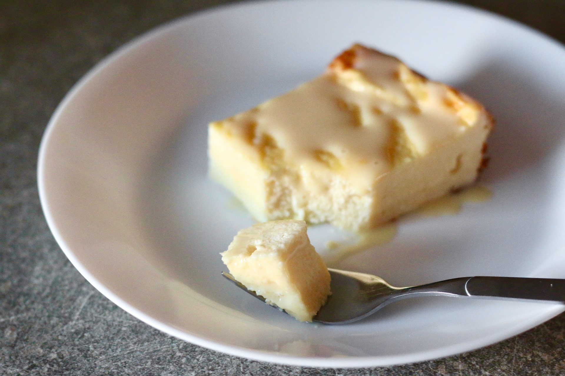 Нежная творожная запеканка с манкой как в детском саду