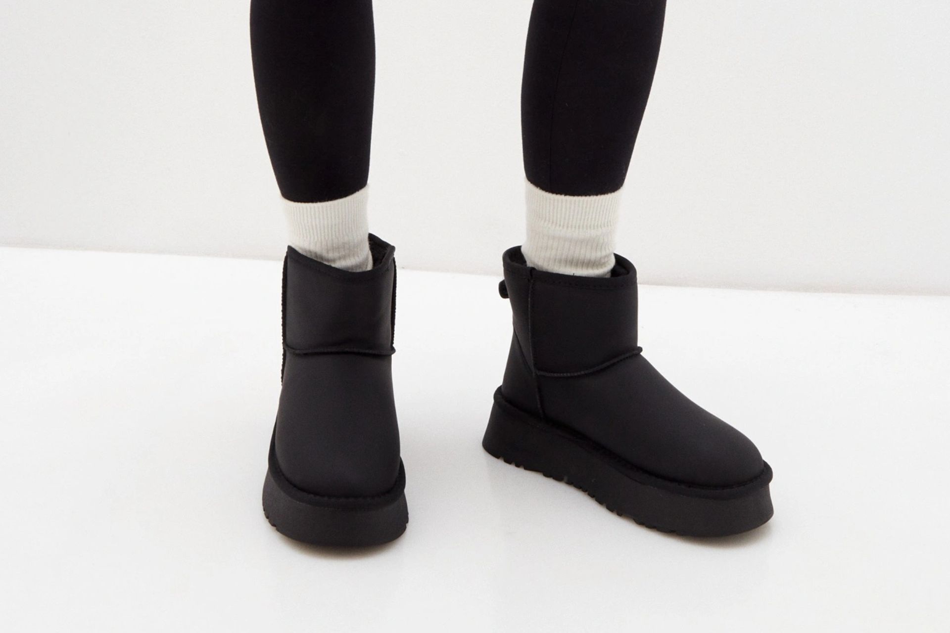 угги Thomas Munz