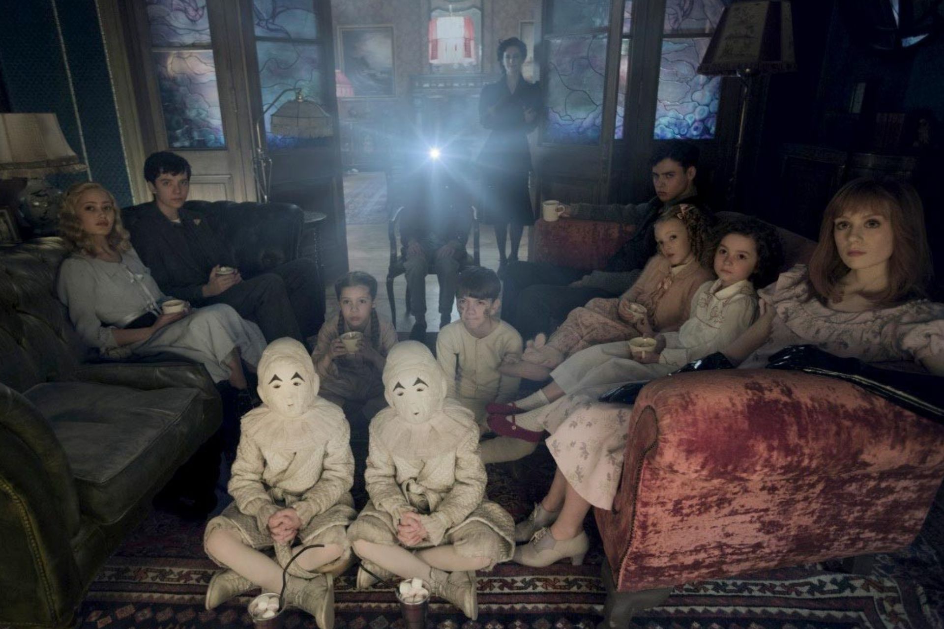 фильмы, где подростки раскрывают страшные тайны