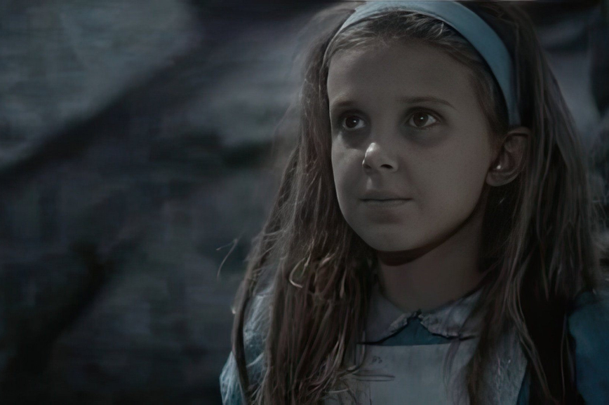 Милли Бобби Браун в сериале «Однажды в стране чудес»