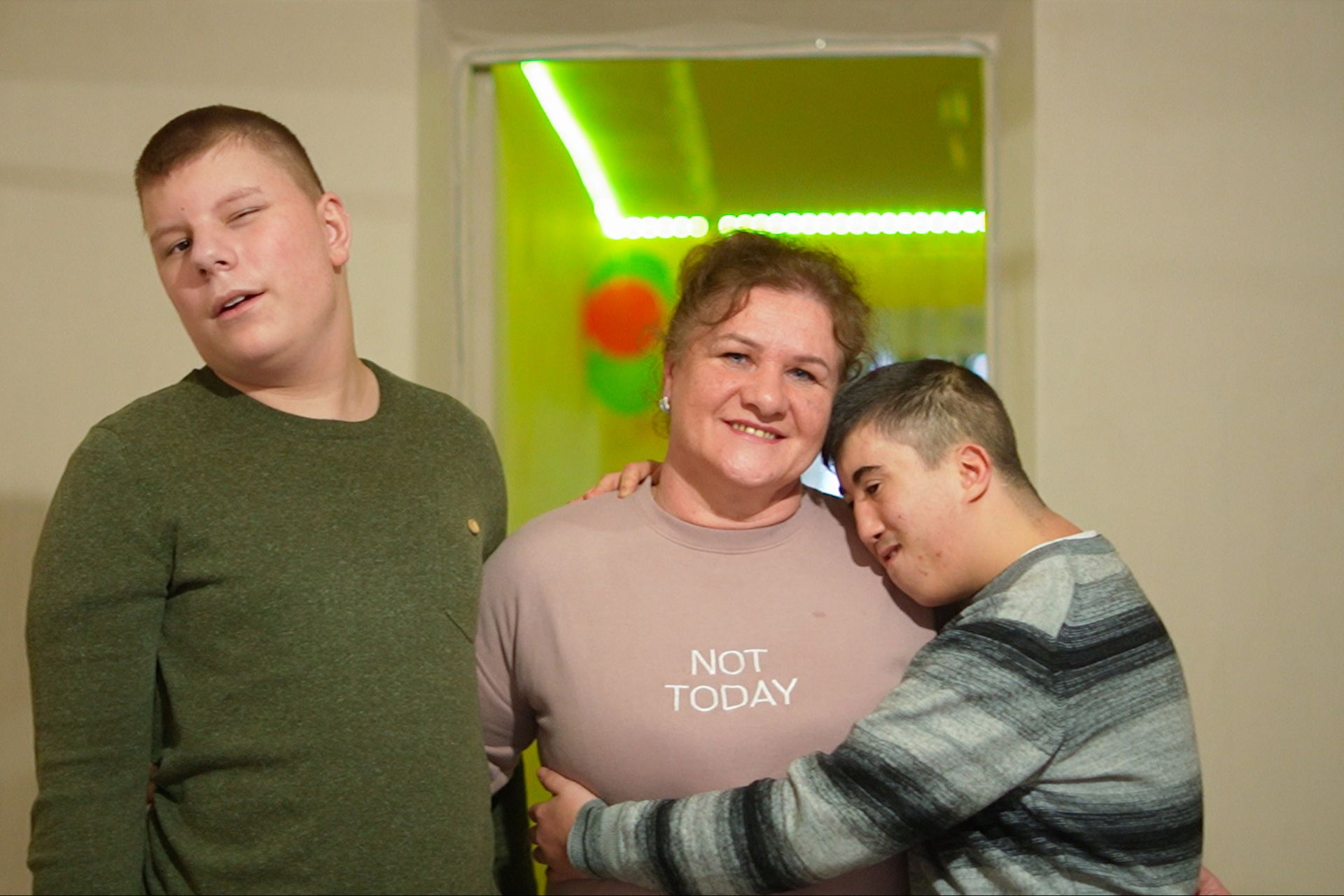 Я стала приёмной мамой ребёнка с особенностями здоровья: три истории