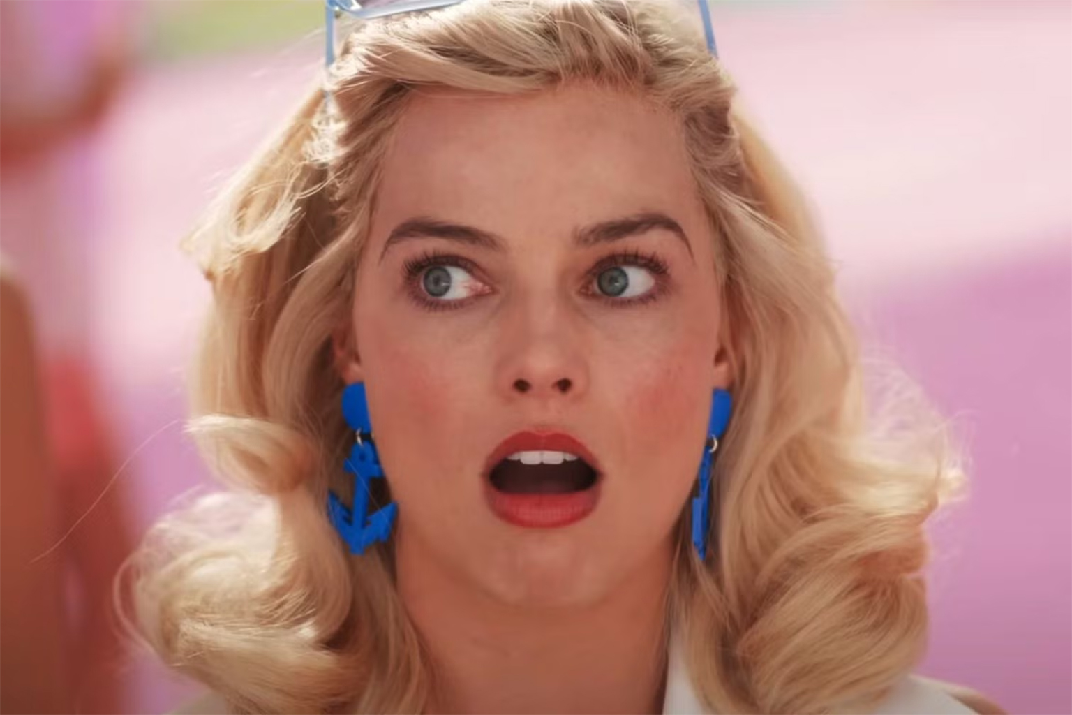 марго робби неприятный подарок