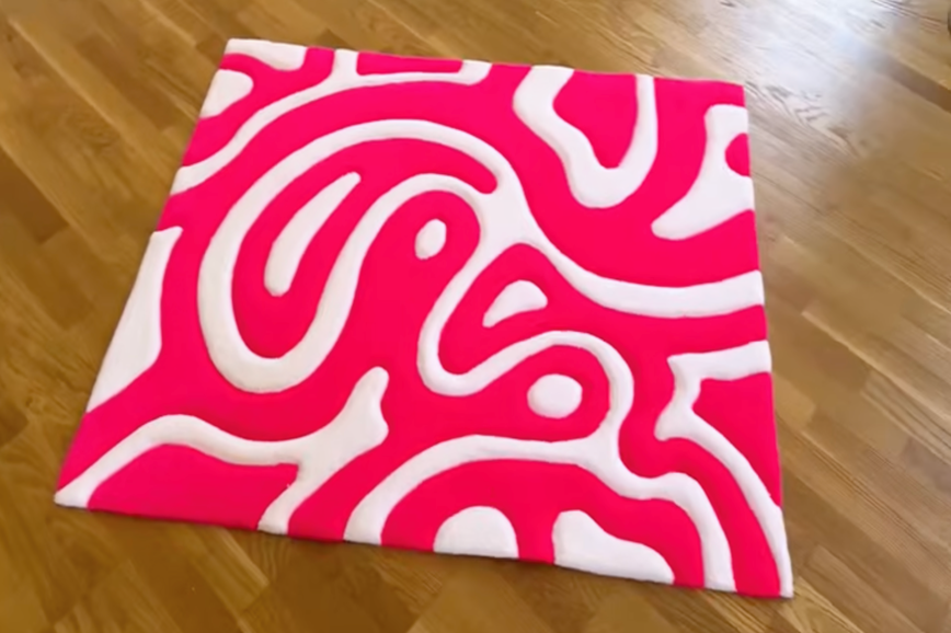 Тафтинг, пример ковра с абстракцией